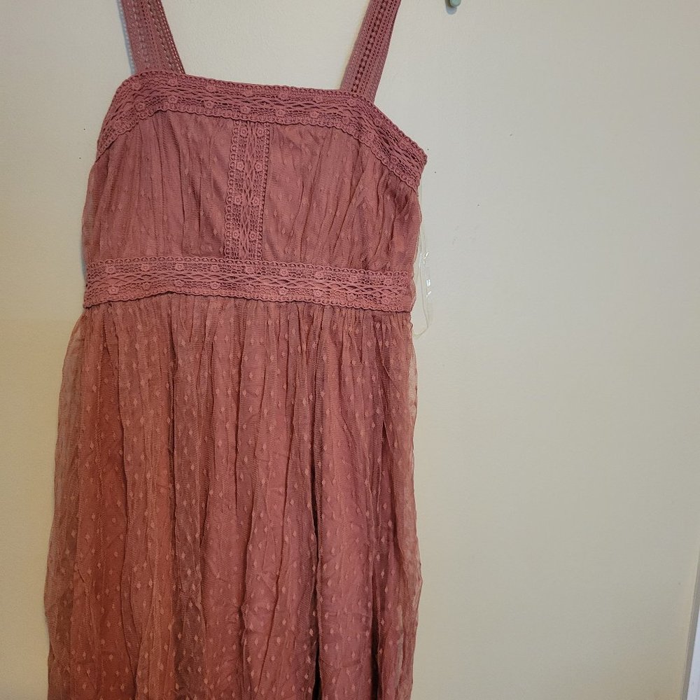 SUMMER SLEEVELESS DRESS